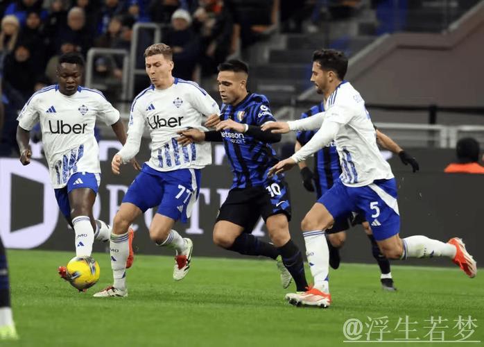 科莫2-0击败萨索洛，连续12场保持不败，莫雷诺进球，尼科-帕斯贡献助攻